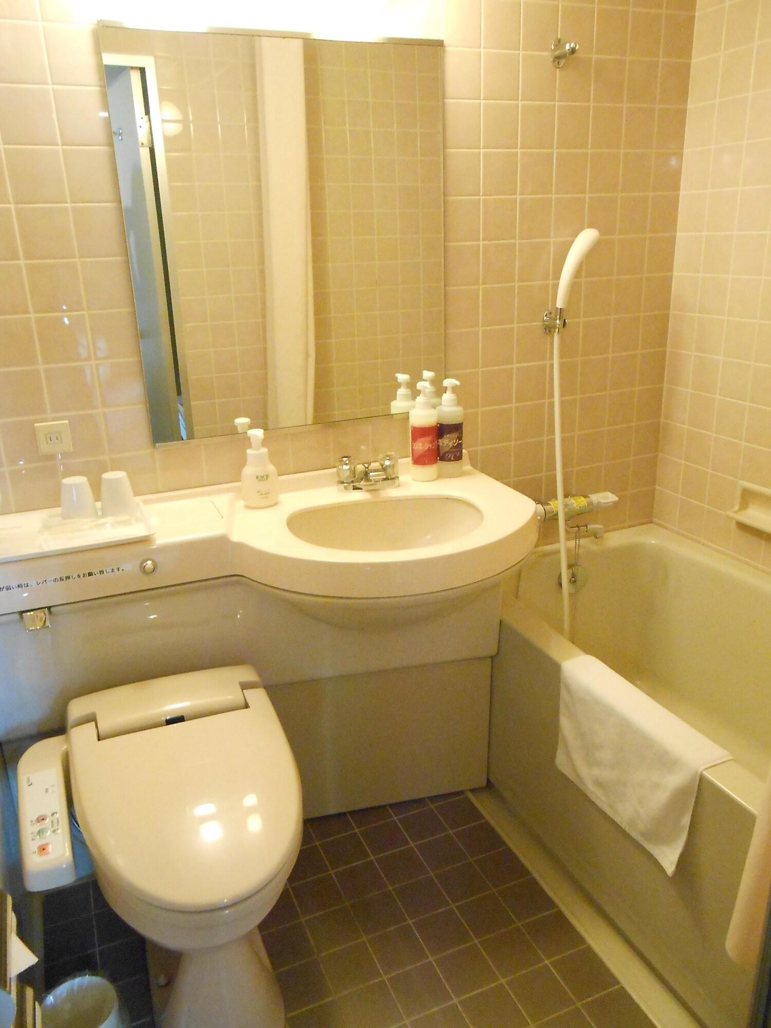 Hotel Crown Hills Sendai Aobadori Bagian luar foto